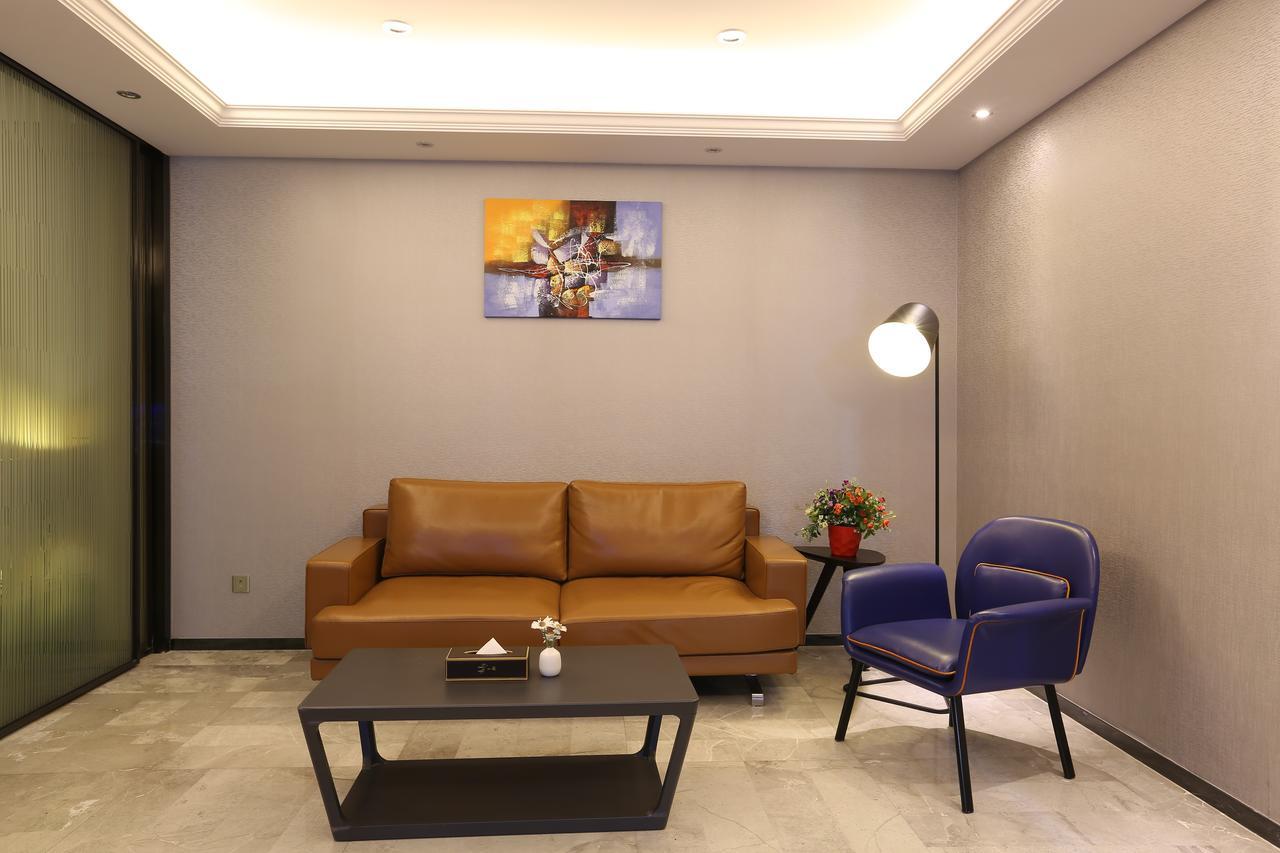 Aoyou International Apartment Hotel A Mall Brunch Guangzhou Dış mekan fotoğraf