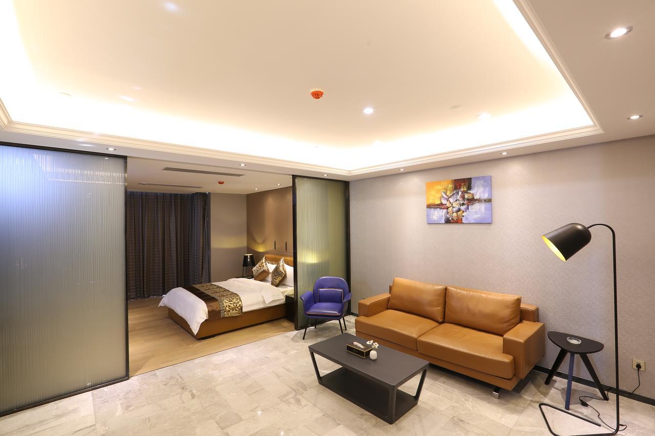Aoyou International Apartment Hotel A Mall Brunch Guangzhou Dış mekan fotoğraf